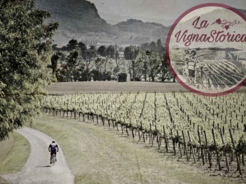 Passaggio della ciclostorica "La Vigna Storica"